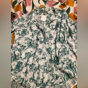 H&M Toile print button down blouse